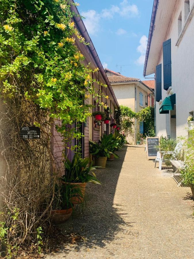 L'Auberge Gamarde-les-Bains Exterior photo